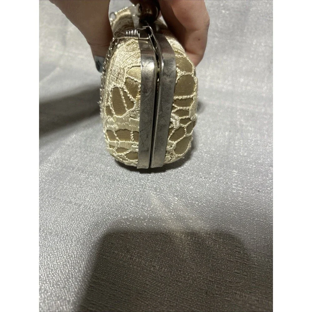 Vintage Vibes Lace Bride Handbag‎ Beige Cream Evening Clutch Floral